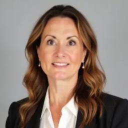 Jennifer Oertel Headshot