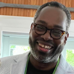 Stephen Henderson picture